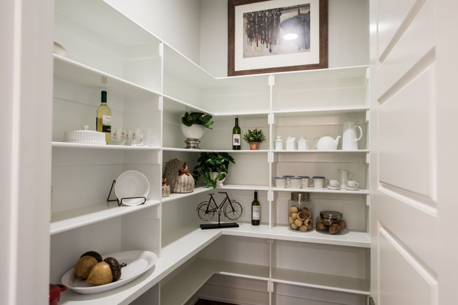 A showcase of a new construction home by Steve Klein Custom Builder, highlighting their design and quality (Image 26). A showcase of a new construction home by Steve Klein Custom Builder, highlighting their design and quality (Image 26).