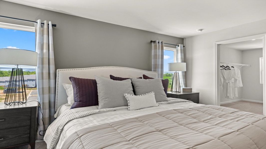 Furnished interior in a model home at Rolling Meadows in Jasper (Image 15).