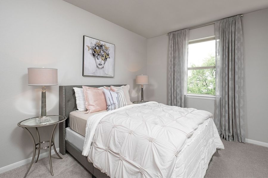 Image 12 of the Lakeshore at Towne Lake Townhomes community in Cypress, TX.