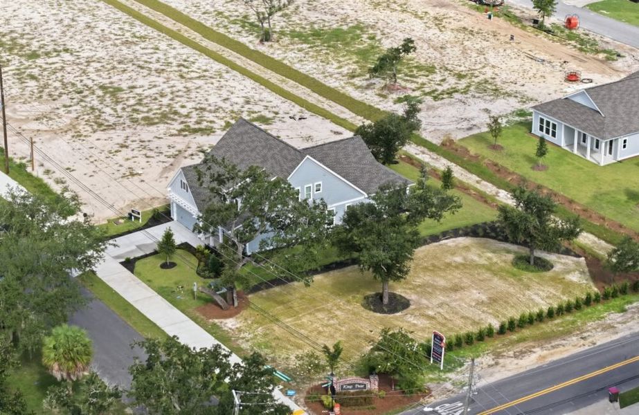 Aerial view of the King's Landing community in Panama City, FL, showing layout and nearby surroundings (Image 13). Aerial view of the King's Landing community in Panama City, FL, showing layout and nearby surroundings (Image 13).