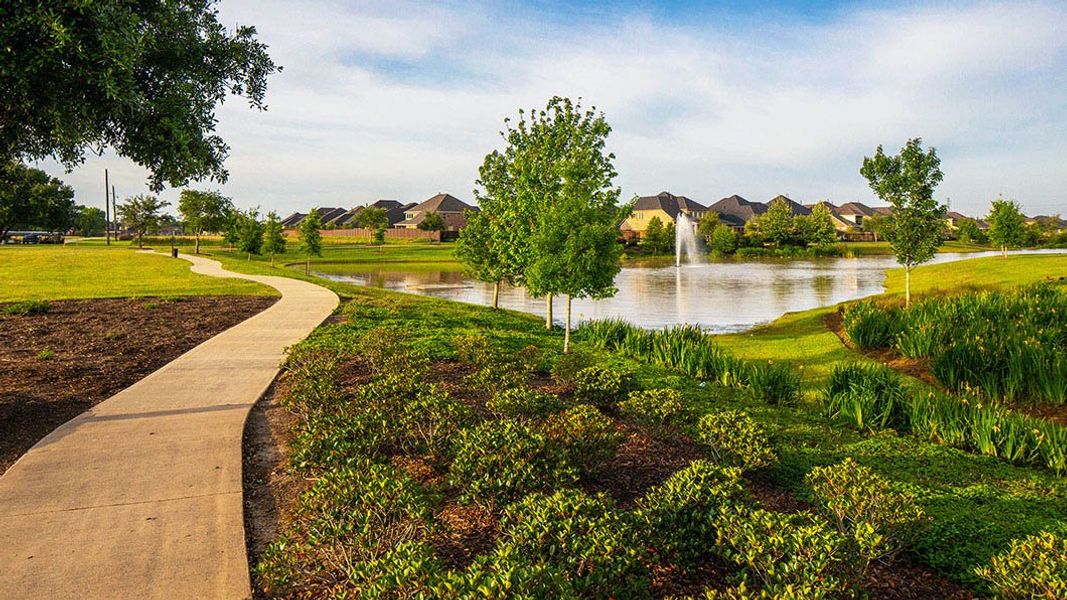 Natural surroundings and green spaces near Cane Island 60' in Katy, TX (Image 25).