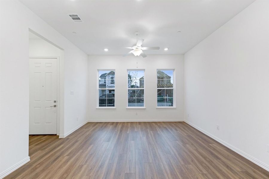 Image 80 of the Legends Crossing - Bungalows community in Irving, TX.