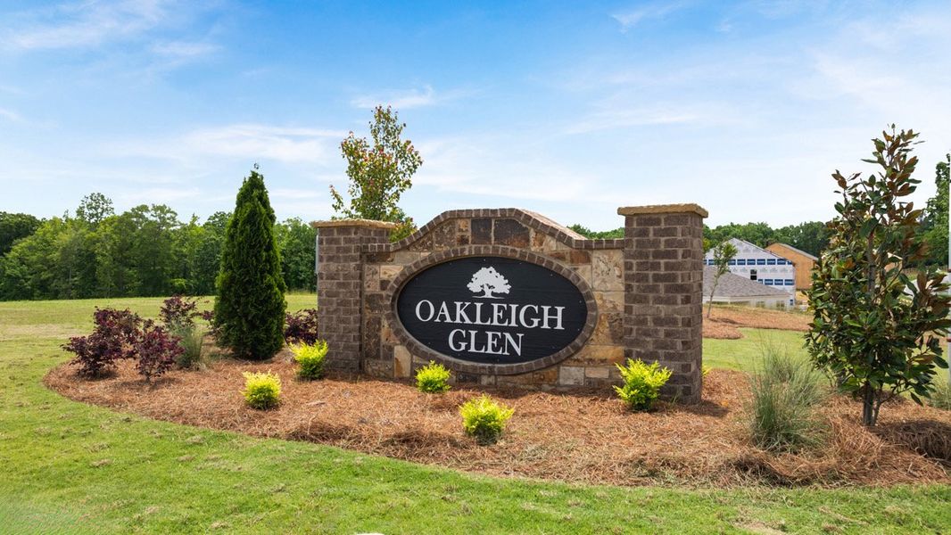 Entrance to the Oakleigh Glen community in Dallas, GA, featuring signage and landscaping (Image 2).