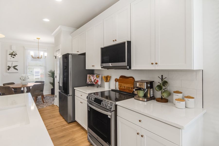 Furnished interior in a model home at Hawthorne Summit in Greenville (Image 10).