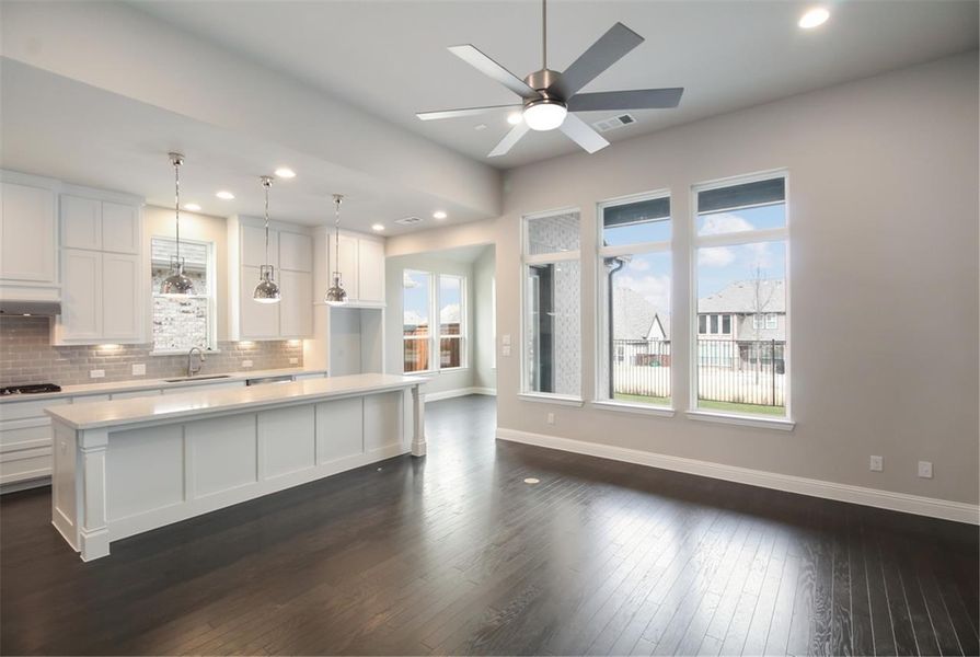 Image 65 of the University Place community in Dallas, TX.