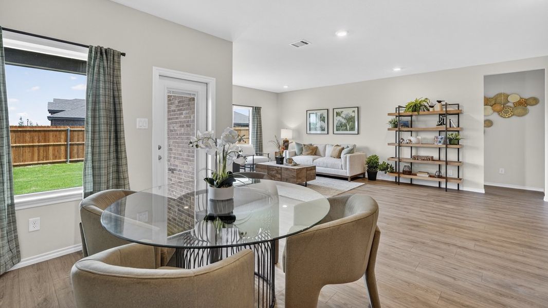 Furnished interior in a model home at Forestbrook Estates in Paris (Image 33).