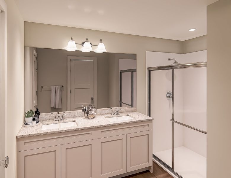 Tigerlily | Primary Bathroom