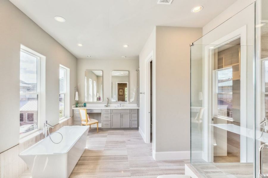 Image 16 of the Mirasol at the Oasis community in Austin, TX.