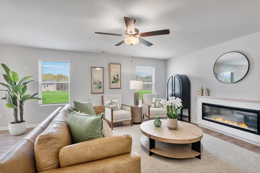 Aberdeen, NC New Homes.  - Slide 4