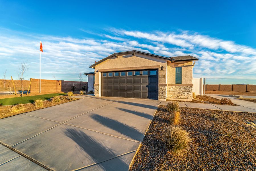 Front exterior of a home in the Perkinsville community, located in Chino Valley, AZ (Image 13). Front exterior of a home in the Perkinsville community, located in Chino Valley, AZ (Image 13).
