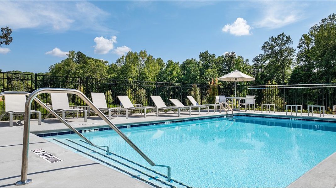Millers Pointe Amenity Pool 1of2 080725