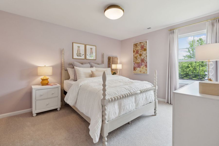 Large secondary bedrooms Large secondary bedrooms