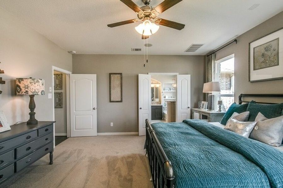 Image 12 of the Oak Creek community in Leander, TX.