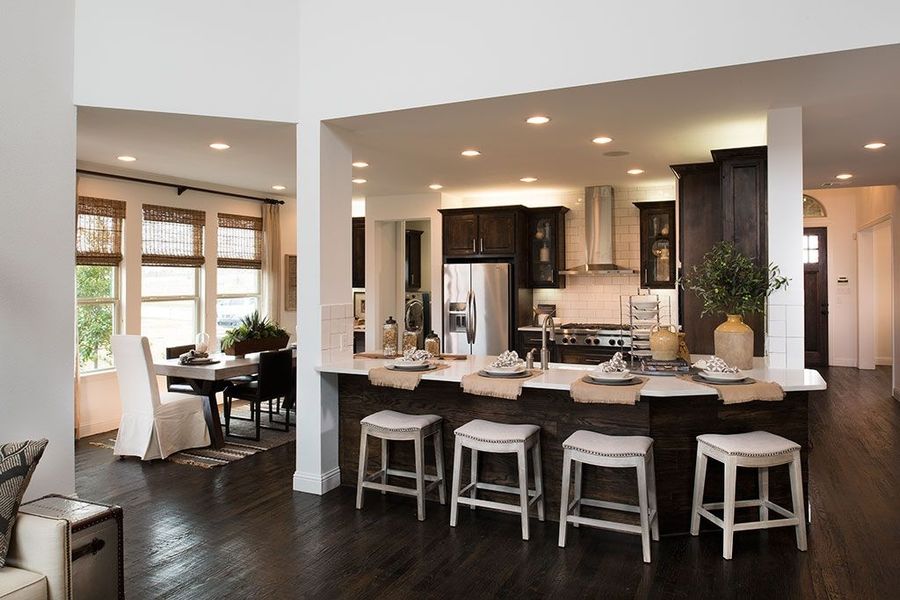 Image 91 of the University Place community in Dallas, TX.