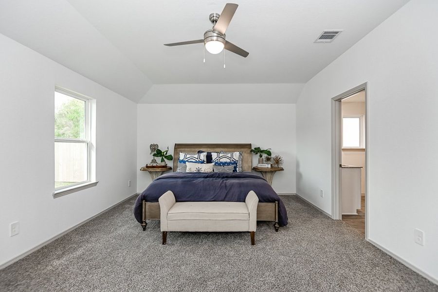 Furnished interior in a model home at Springwood in Beaumont (Image 17).
