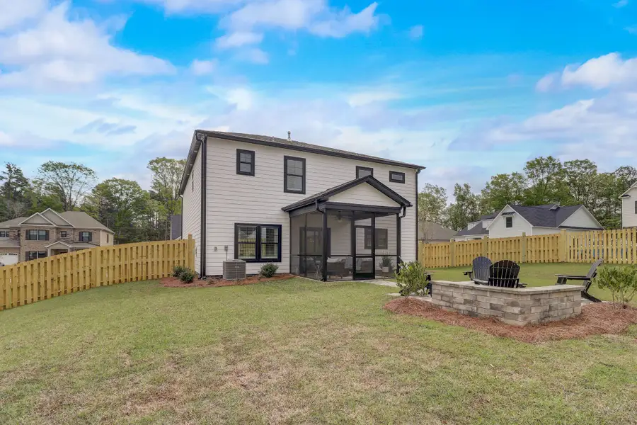 Brantley II - Back Exterior