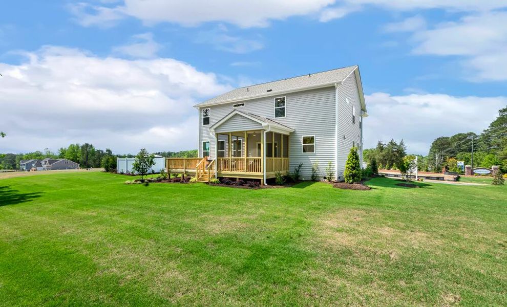 Front exterior of a home in the Castlewood community, located in Archer Lodge, NC (Image 10). Front exterior of a home in the Castlewood community, located in Archer Lodge, NC (Image 10).