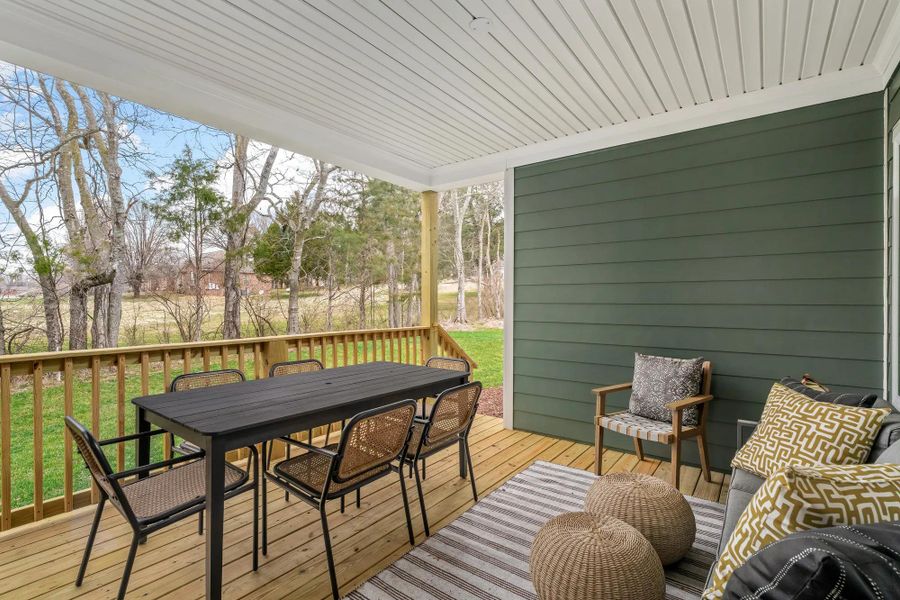 The Roseland II Outdoor Living Area