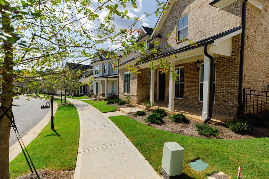 Waterside Single Family Streetscape