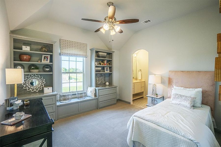 Image 5 of the Estates of Cole Manor community in Red Oak, TX.