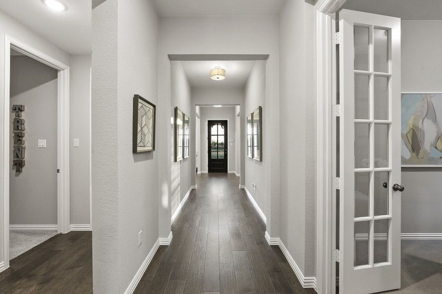 Plan 1523 in Lilyana Entry Photo by American Legend Homes