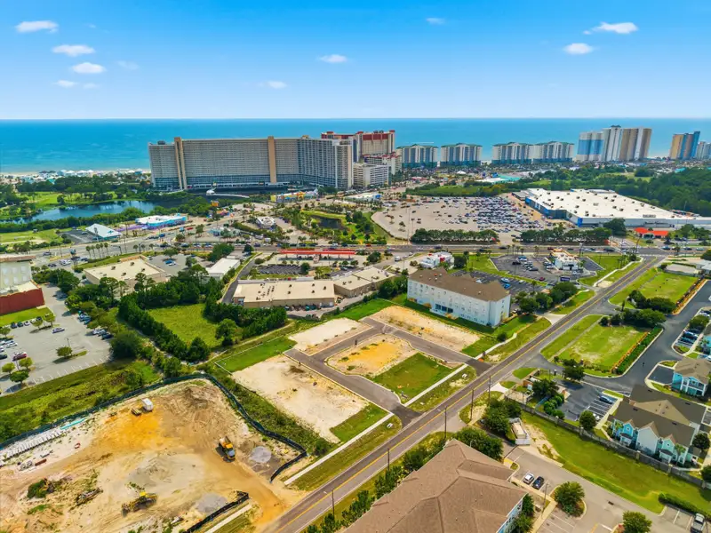 Image 17 of the Coral Cove community in Panama City Beach, FL.