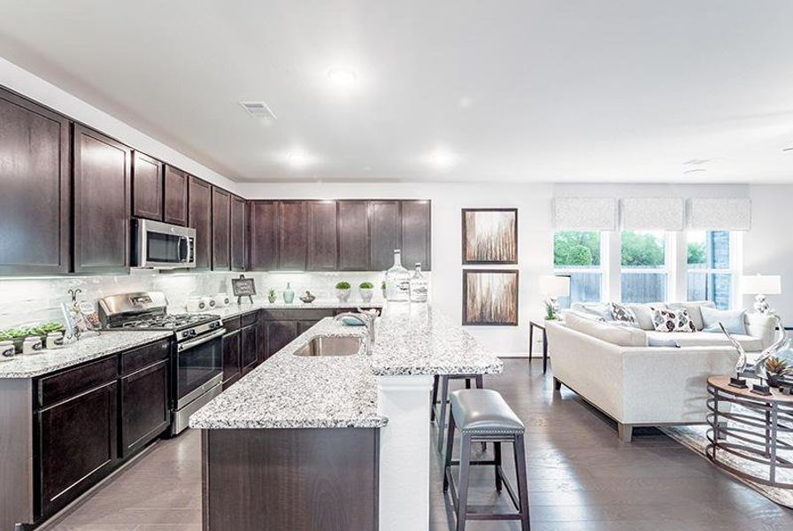 Image 7 of the Lynnwood community in Baytown, TX.