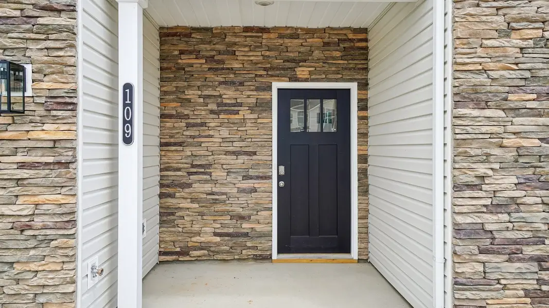 Exterior details of a home in Fieldcrest Acres Townhomes, Blountville (Image 2). Exterior details of a home in Fieldcrest Acres Townhomes, Blountville (Image 2).