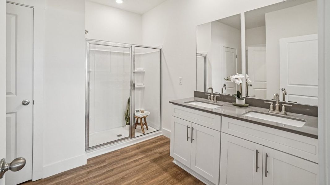 Furnished interior in a model home at Yorkshire in Johnson City (Image 18).