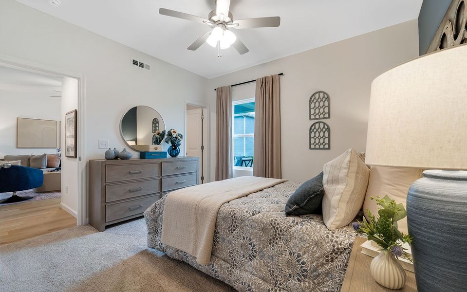 Furnished interior in a model home at Stonehenge in Manchester (Image 16).