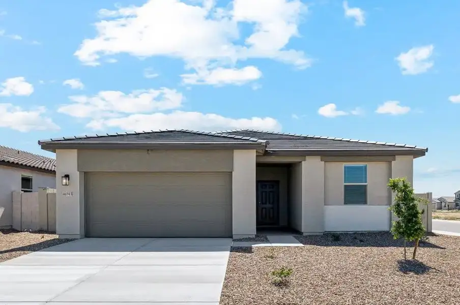 Front exterior of a home in the Amarillo Creek community, located in Maricopa, AZ (Image 3).