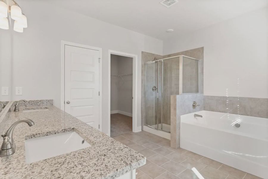 Furnished interior in a model home at High Pointe View in Cumming (Image 10). Furnished interior in a model home at High Pointe View in Cumming (Image 10).