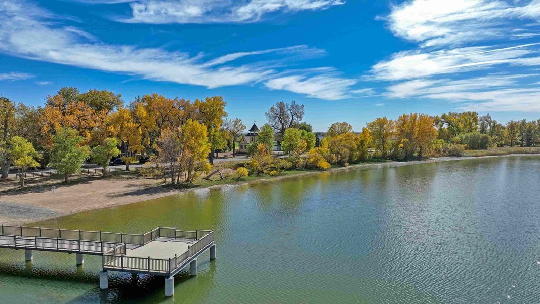 Natural surroundings and green spaces near Lakeside Canyon in Mead, CO (Image 23).