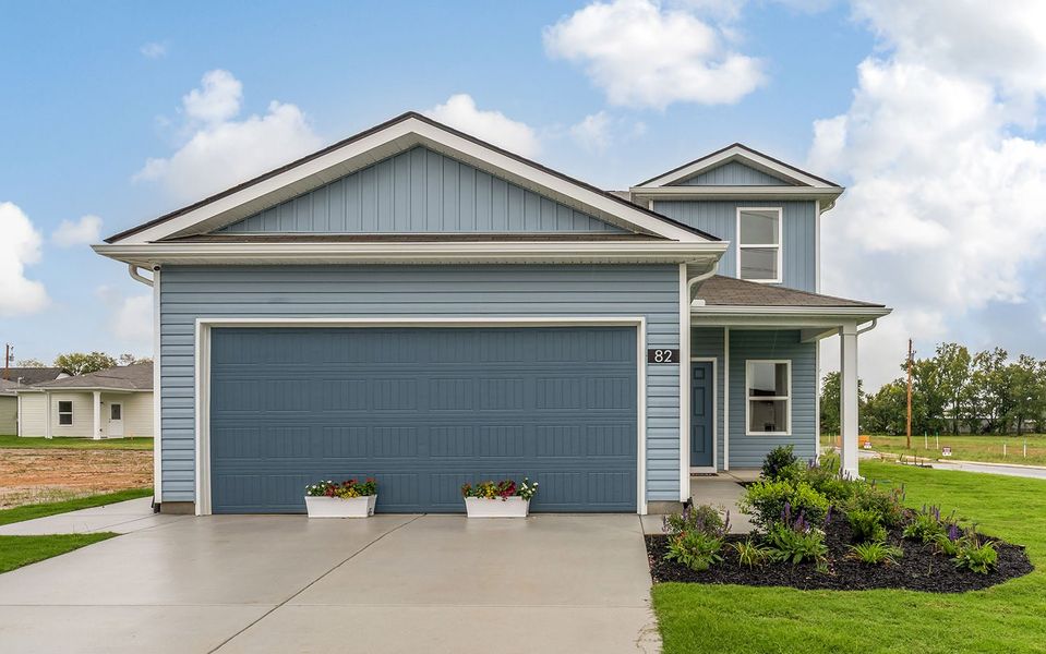 Front exterior of a home in the Stonehenge community, located in Manchester, TN (Image 2).