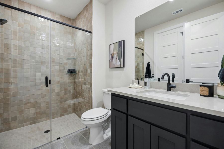 Furnished interior in a model home at Discovery Lakes in Rockwall (Image 42).