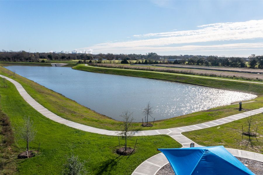 Community amenity available to residents of Bay Creek in Baytown (Image 3).