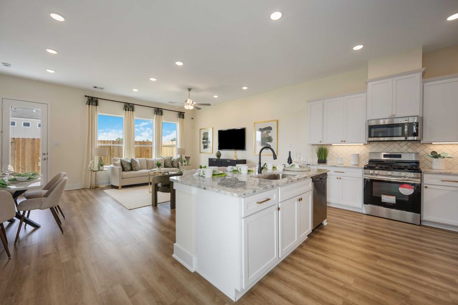 Alicante Model Home – Picasso Floorplan – Kitchen Alicante Model Home – Picasso Floorplan – Kitchen
