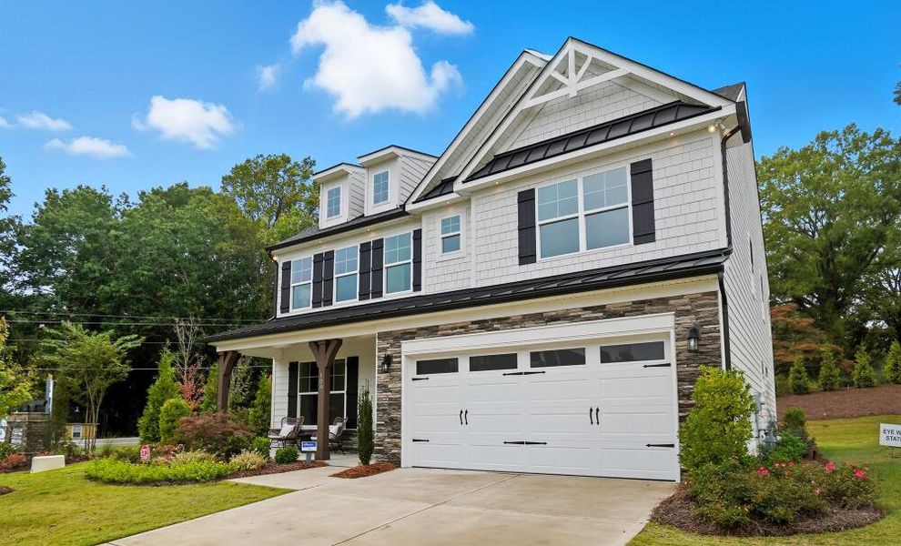 Front exterior of a home in the Summerlin community, located in Mooresville, NC (Image 7).