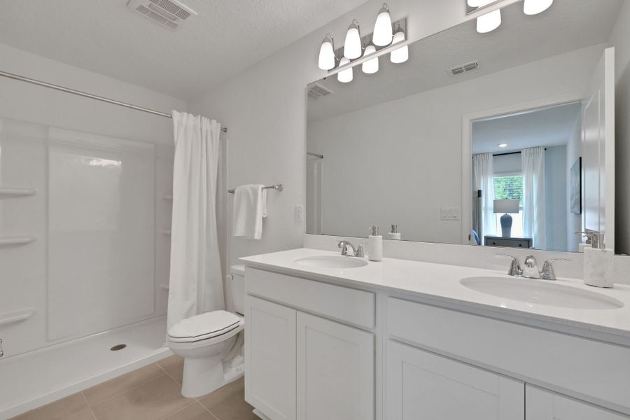 Diamond Springs 40' New Homes in Jacksonville, FL.  - Slide 15