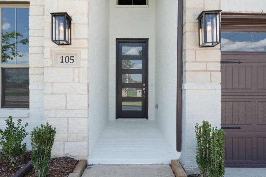 Exterior details of a home in Heath Golf and Yacht Club, Heath (Image 3). Exterior details of a home in Heath Golf and Yacht Club, Heath (Image 3).