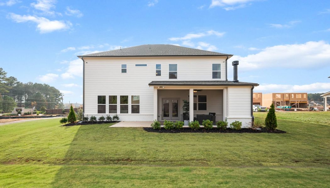 Exterior details of a home in Pinecrest Ridge, Dacula (Image 17).