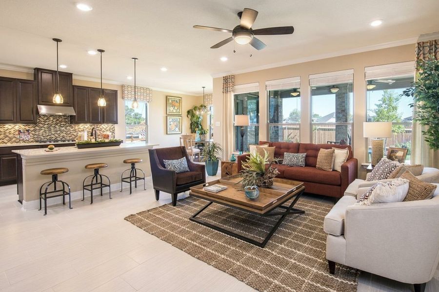 Image 4 of the Mason Hills - The Lakes Classic Collection community in Leander, TX.