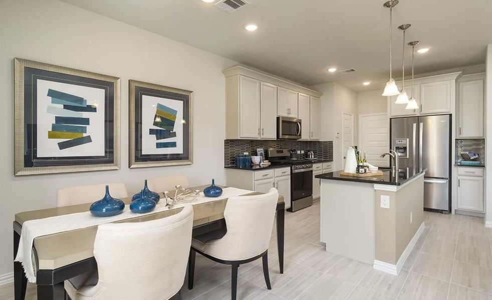 Image 16 of the Midtown at Magnolia community in Pearland, TX.