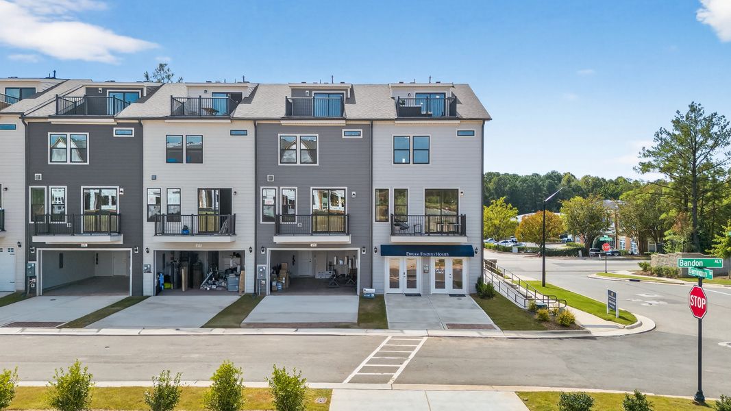 New Homes in Cary, NC.  - Slide 43