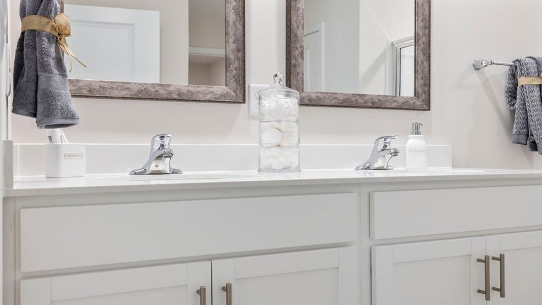 Furnished interior in a model home at Cascade Point in Seneca (Image 26).