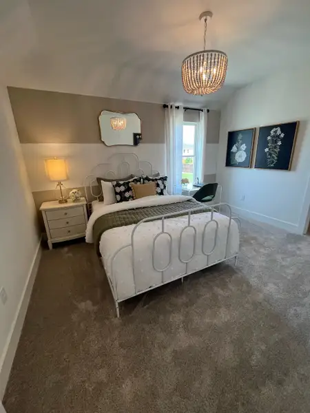 A showcase of a new construction home by Robson Resort Communities, highlighting their design and quality (Image 16).