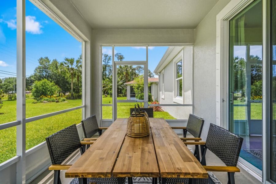 Exterior details of a home in Palm Coast, Palm Coast (Image 4).