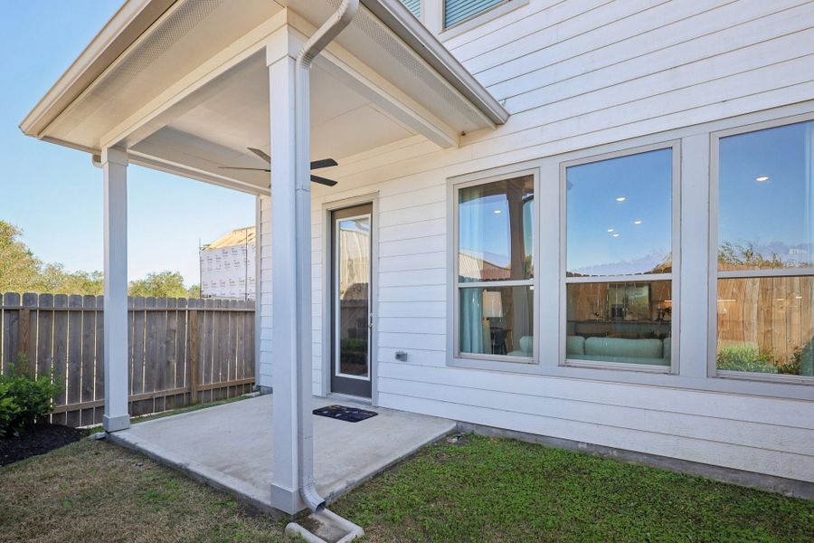 Cay Landing Model - Nimitz - Back Patio