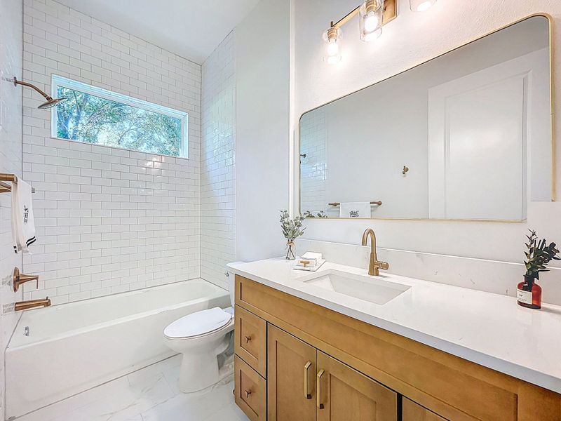 Sunset Estates,33549