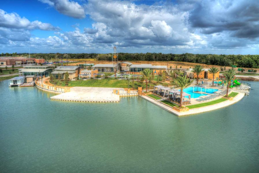 Community amenity available to residents of Meridiana in Manvel (Image 15).